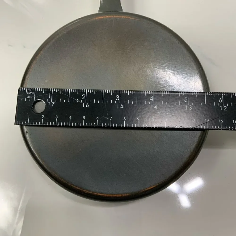 VINTAGE L.E. Mason Co. Silent Butler Crumb Catcher